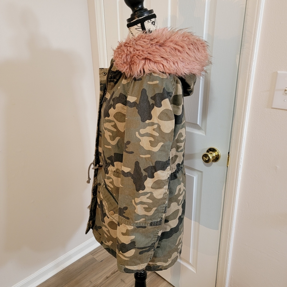 Ci Sono  Women's Camo Jacket  Size S Sherpa Quilted Lined Hooded Pink Faux Fur - Picture 6 of 14